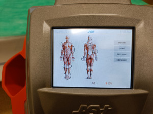 Nemocnice v Trutnově používá speciální laser. Zkracuje dobu léčby a pomáhá s covidem