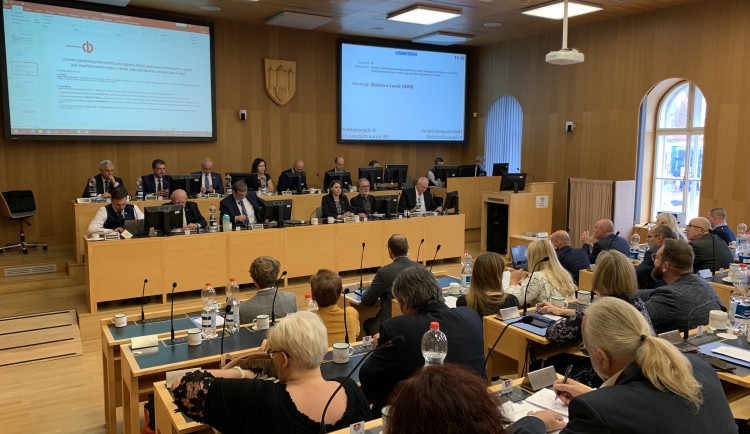 České Budějovice si mohou vzít na investice úvěr 800 milionů