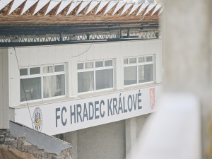 Jak to vypadá na fotbalovém stadionu v Hradci Králové?