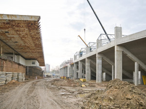 Jak to vypadá na fotbalovém stadionu v Hradci Králové?
