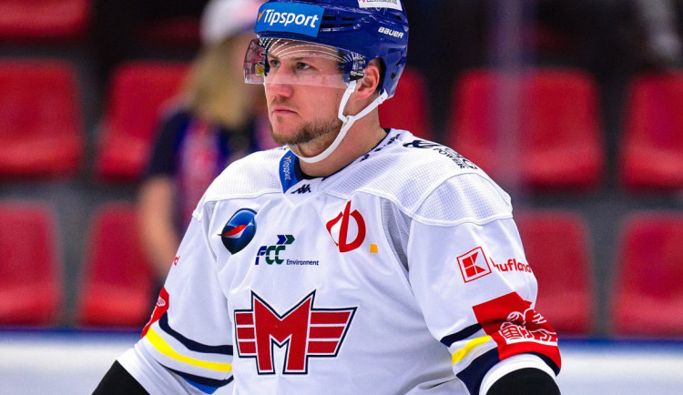 Hokejisty Hradce Králové posílí bek Marcel. Přijde na hostování do konce sezony