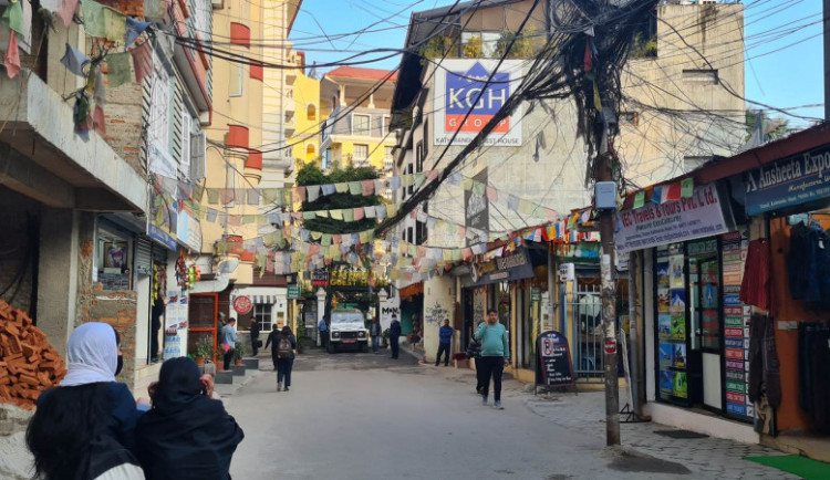 SAMA V NEPÁLU: Vítejte v Káthmándú aneb první asijská facka