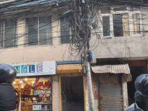 SAMA V NEPÁLU: Vítejte v Káthmándú aneb první asijská facka