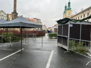PŘEHLEDNĚ: Začínají vánoční trhy v Hradci Králové. Co je dobré vědět před jejich návštěvou?