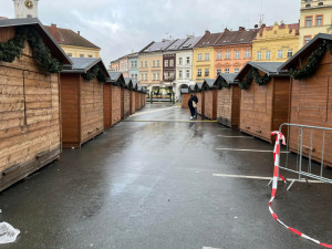 PŘEHLEDNĚ: Začínají vánoční trhy v Hradci Králové. Co je dobré vědět před jejich návštěvou?