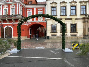 PŘEHLEDNĚ: Začínají vánoční trhy v Hradci Králové. Co je dobré vědět před jejich návštěvou?