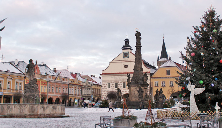 Dvůr Králové pošle sto tisíc na Ukrajinu. Pomůže Buštynu s nákupem generátorů