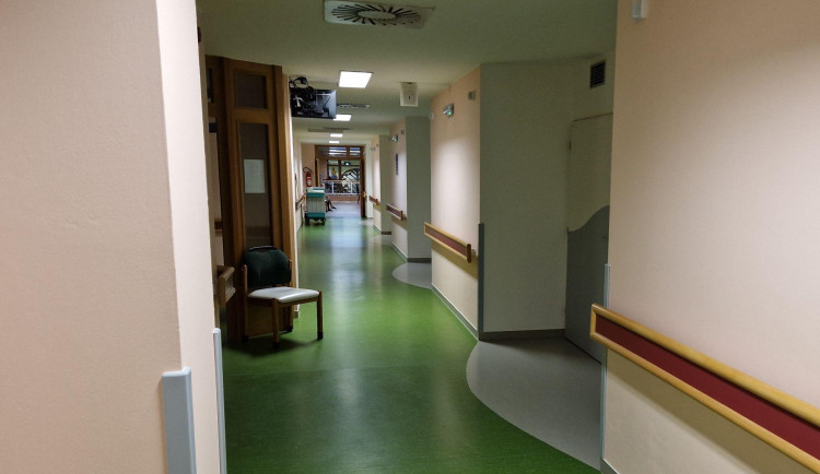 Skončila rekonstrukce domova pro seniory ve Dvoře Králové. Klienti se vrátili do svých pokojů