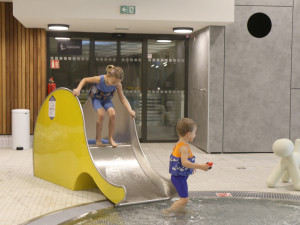 Nové vrchlabské akvacentrum po sedmi hodinách muselo pro závadu přerušit provoz