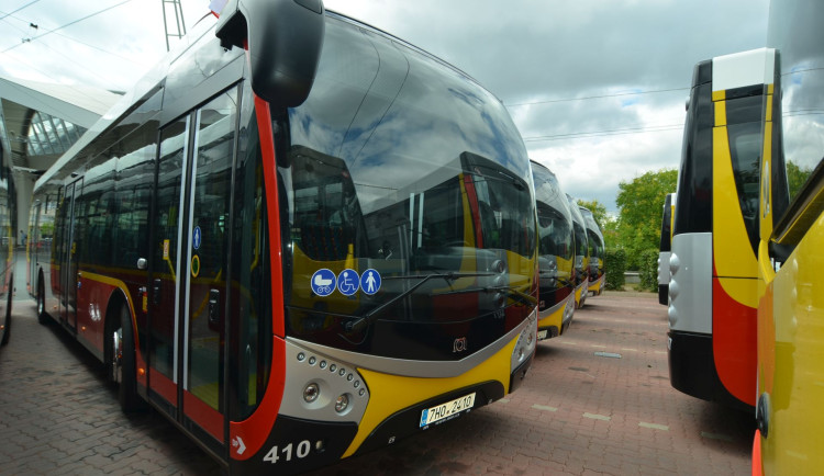 Na ohňostroj pojede k hradeckému náměstí víc spojů MHD