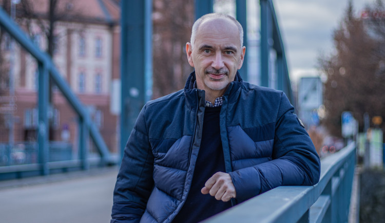 O letiště mají zájem další firmy. Svou budoucnost vidím na jihu Čech, říká hejtman Kuba