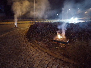 Při silvestrovských oslavách v hradeckém kraji byly menší požáry od pyrotechniky