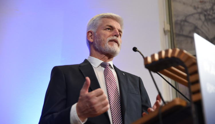 Petr Pavel v hradeckém kraji Andreje Babiše o tři procenta. Volební účast byla rekordní