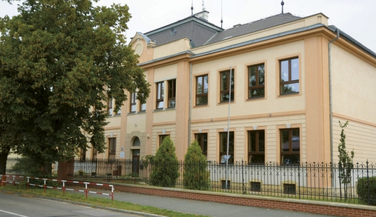 Vybavení odborných učeben v hradecké ZŠ Úprkova vyjde na 900 tisíc