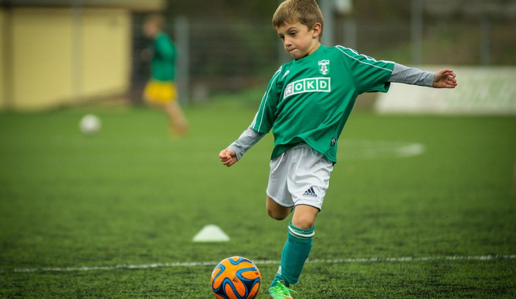 Stále více dětí kašle na sport. Podle průzkumu se vůbec nehýbe téměř 30 procent dětí