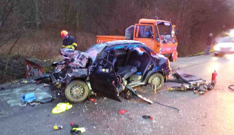 Dramatická cesta na přijímačky. Matka s dcerou neváhaly a pomohly u vážné nehody