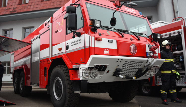 Hasiči Královéhradeckého kraje si za miliony vylepší zázemí