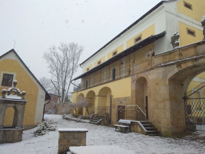 Muzeum ve Dvoře Králové připomíná výstavou historii bývalé textilky Tiba