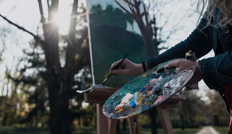 Válka na Ukrajině změnila ukrajinské výtvarnici život od základu. Nyní žije v Jičíně