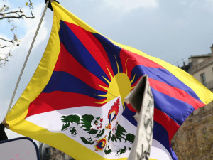 K akci Vlajka pro Tibet se připojí i radnice v Hradci Králové. V minulém roce návrh neprošel radou