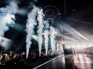 Než samotná událost je dneska vzácný nápad. Letošní rok je pro mě o přehodnocování, říká zpěvačka Lenny