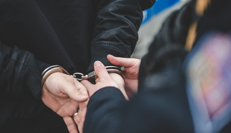 Muž šmíroval ženy ve fitness centru. Chodil na toalety i do šaten