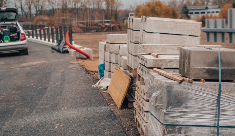 16361853648943-207-roubas-dalnice-30