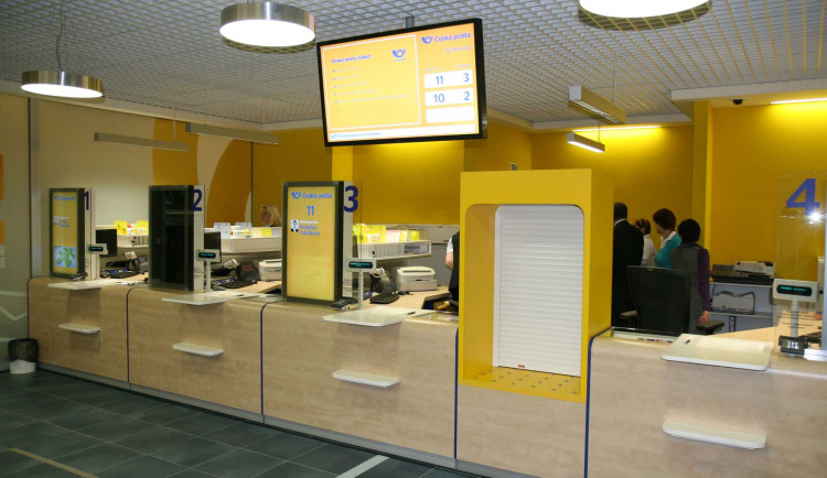 Hradec bude žádat zachování pošty na největším sídlišti Moravské předměstí