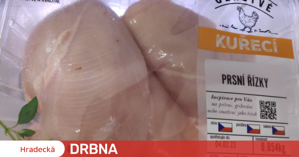 Die Kette biete Fleisch von kranken Hühnern an, behauptet der Verband.  Der Beweis sind die weißen Fäden |  Nachrichten |  Hradecka Klatsch