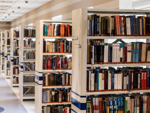Nulová DPH na knihy přišla za pět minut 12, míní majitelka knihkupectví