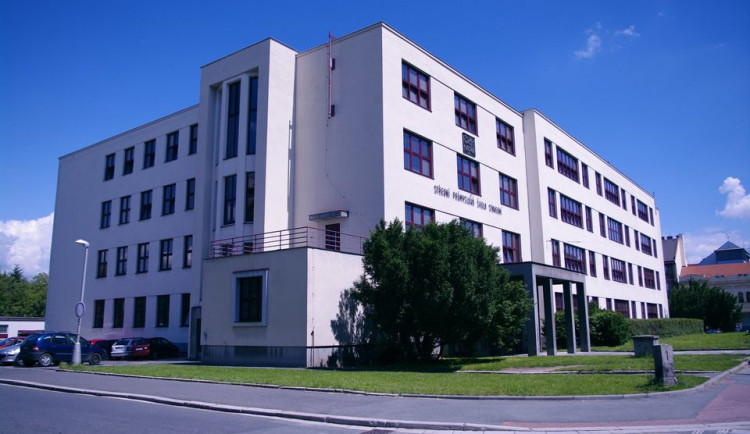 Sportovní hala u hradecké stavebky bude energeticky úspornější