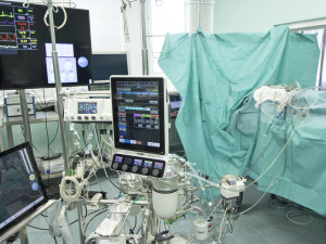 V hradecké nemocnici začalo fungovat simulační centrum. Podobné zatím bylo jen v Berlíně