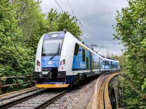 Dráhy nasadí na železnici Královéhradeckého kraje další moderní soupravy