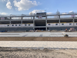 Fotbalový stadion v Hradci Králové se slavnostně otevře 3. září. Kolaudací by měl projít už příští měsíc