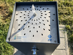 U zimního stadionu v Hradci Králové je nové pítko s pitnou vodou zdarma