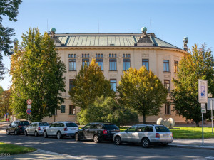 Hradecký kraj dá na rekonstrukci pedagogické fakulty v Hradci desítky milionů