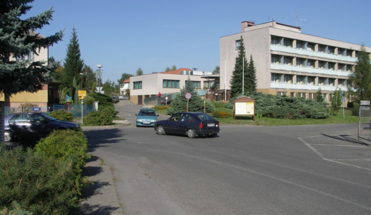 Domov důchodců v Hořicích prochází rekonstrukcí. Nevydržela kanalizace v podlahách a stoupačkách.