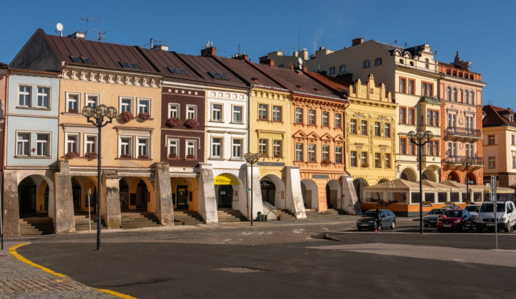 Hradec Králové změní koncept obnovy Velkého náměstí. Omezí dopravu a přidá zeleň