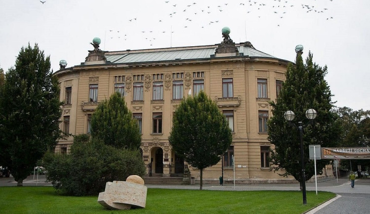 Hradec Králové dá hradecké univerzitě na opravu pedagogické fakulty 15 milionů korun