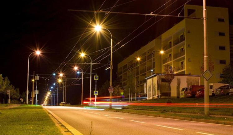 Města v hradeckém kraji chystají milionové investice do úsporných žárovek