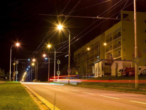 Města v hradeckém kraji chystají milionové investice do úsporných žárovek