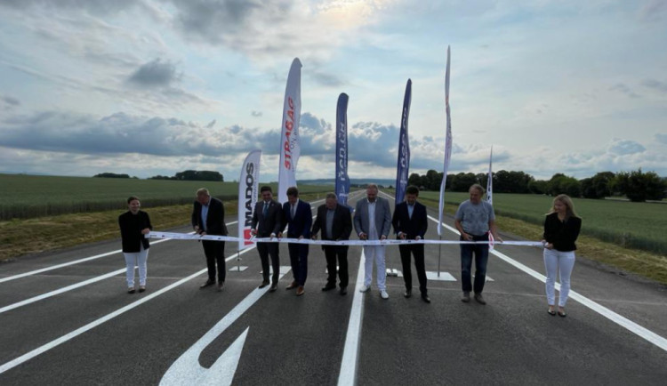 Doudleby nad Orlicí mají obchvat. Dosud přes město jezdilo deset tisíc aut denně