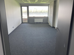 OBRAZEM: Fotbalový stadion v Hradci Králové je téměř dokončen. Podívejte se, jak vypadá uvnitř
