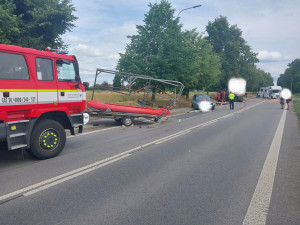 Nehoda pěti aut na Rychnovsku zablokovala silnici I/11. Zasahoval i vrtulník