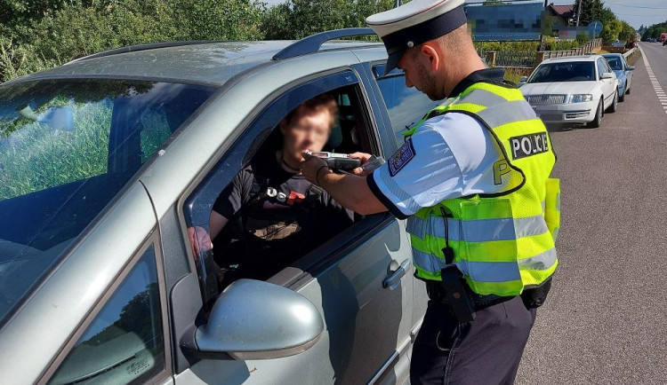 Od začátku roku policie v kraji přistihla 900 řidičů pod vlivem alkoholu