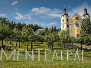 Divadelní festival Menteatrál v Neratově bude poprvé čtyřdenní. Začne 27.července
