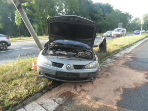 Hned za dvě nehody v Hradci Králové může alkohol. Jeden z řidičů nadýchal čtyři promile
