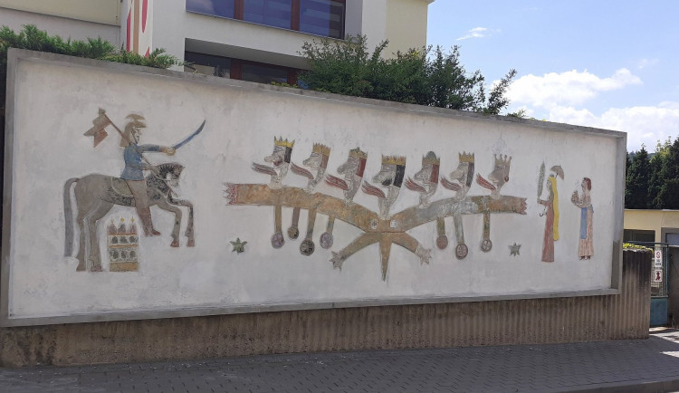 Blansko opraví starou pohádkovou malbu. Úkolu se zhostí děti