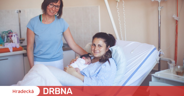 Trutnovská Porodnice Zřídí Centrum Porodní Asistence Maminky V Něm Budou Rodit Bez Lékaře 