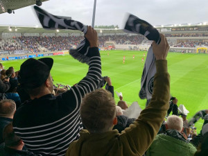 OBRAZEM: Hradec Králové zažil první fotbalový zápas v nové aréně. Podívejte se, jaká byla atmosféra